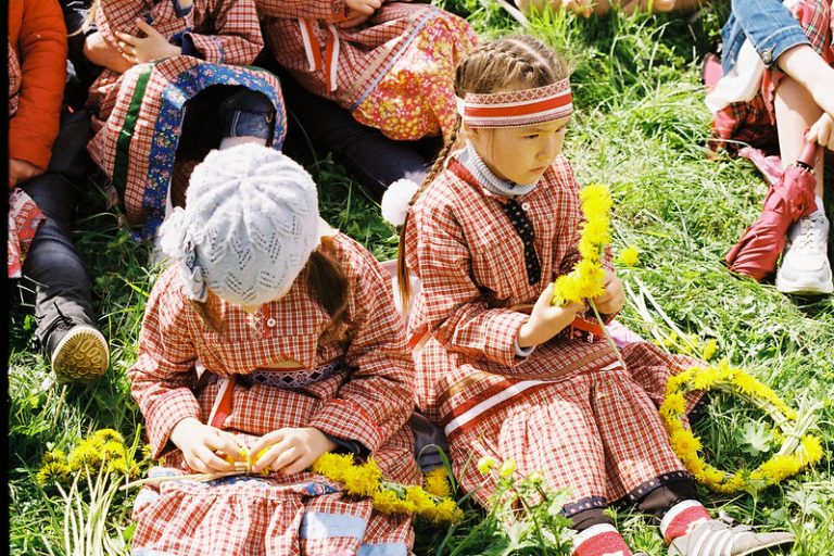 Wie steht es um Udmurten in Udmurtien? Kulturportal Russland